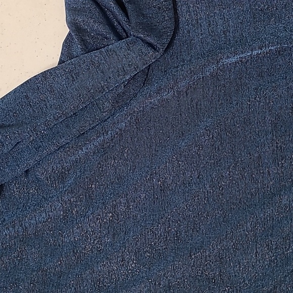 The Limited women's flowy blue top with metallic shinmer size 2X - Picture 8 of 10